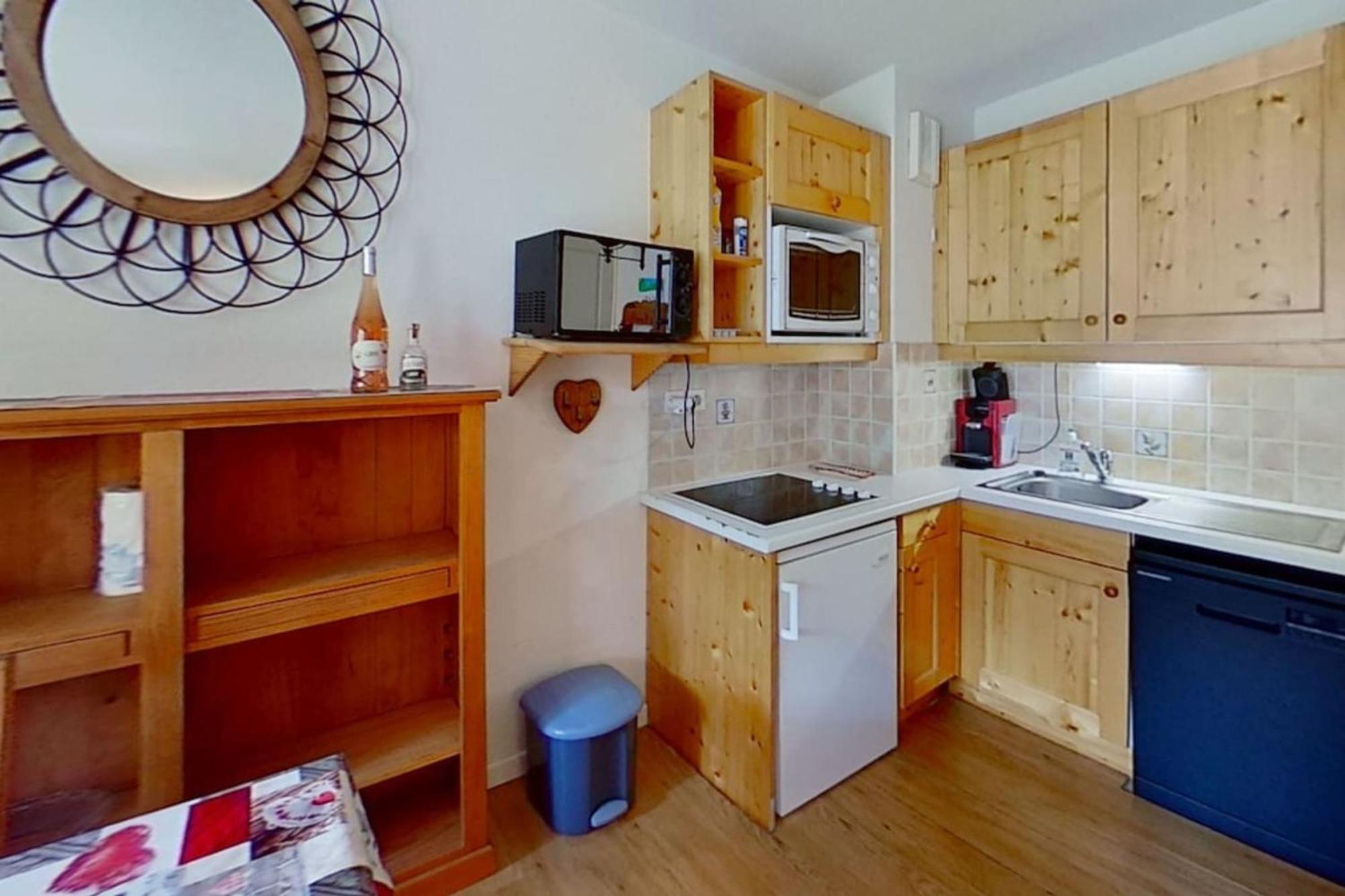 Casa-Amelie Terrace With View And Parking Apartment Vars  Exterior photo